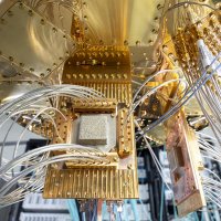 QSolid Project: Quantum Computer Demonstrator In Operation